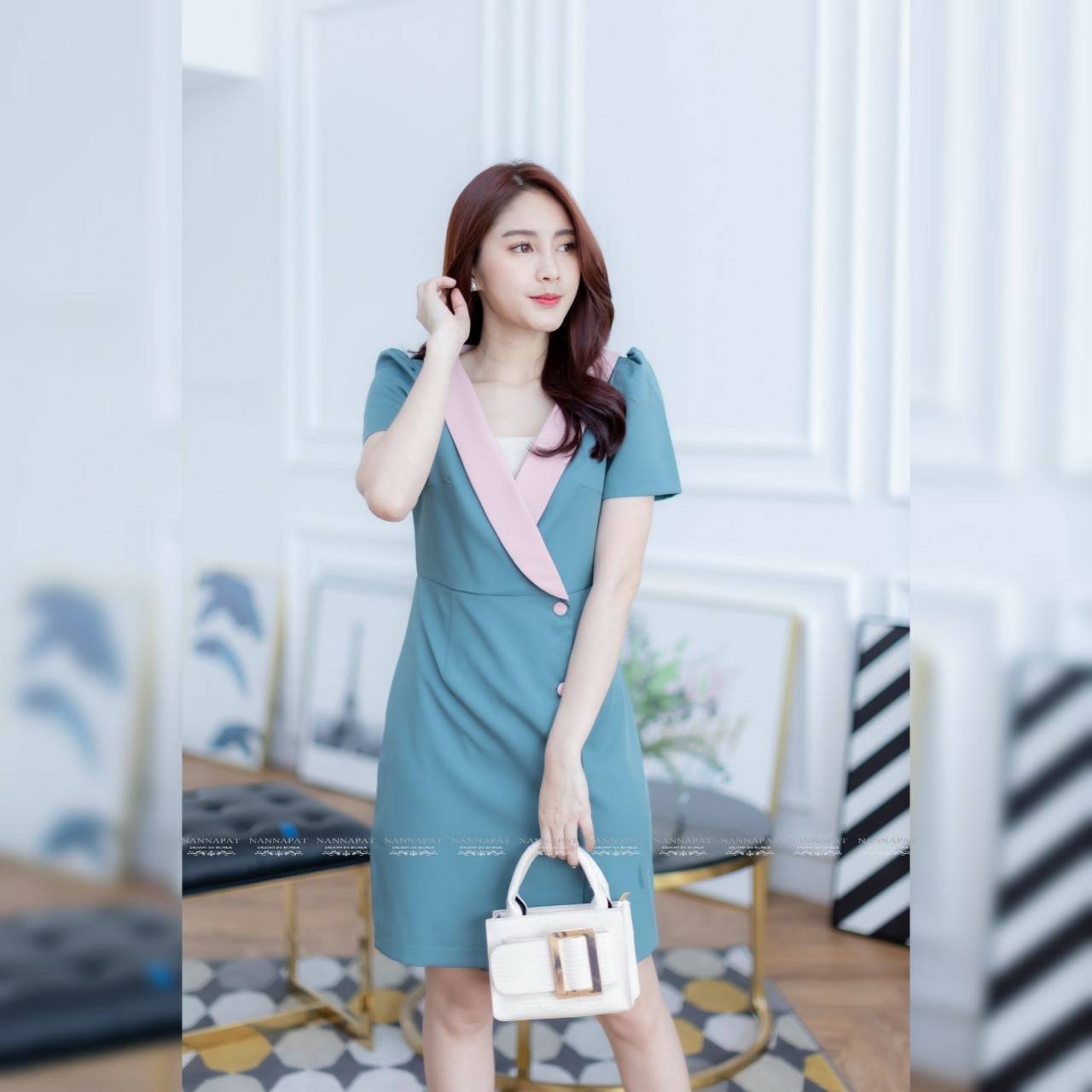 เดรสกระดุมหน้าเล่นสีทูโทน