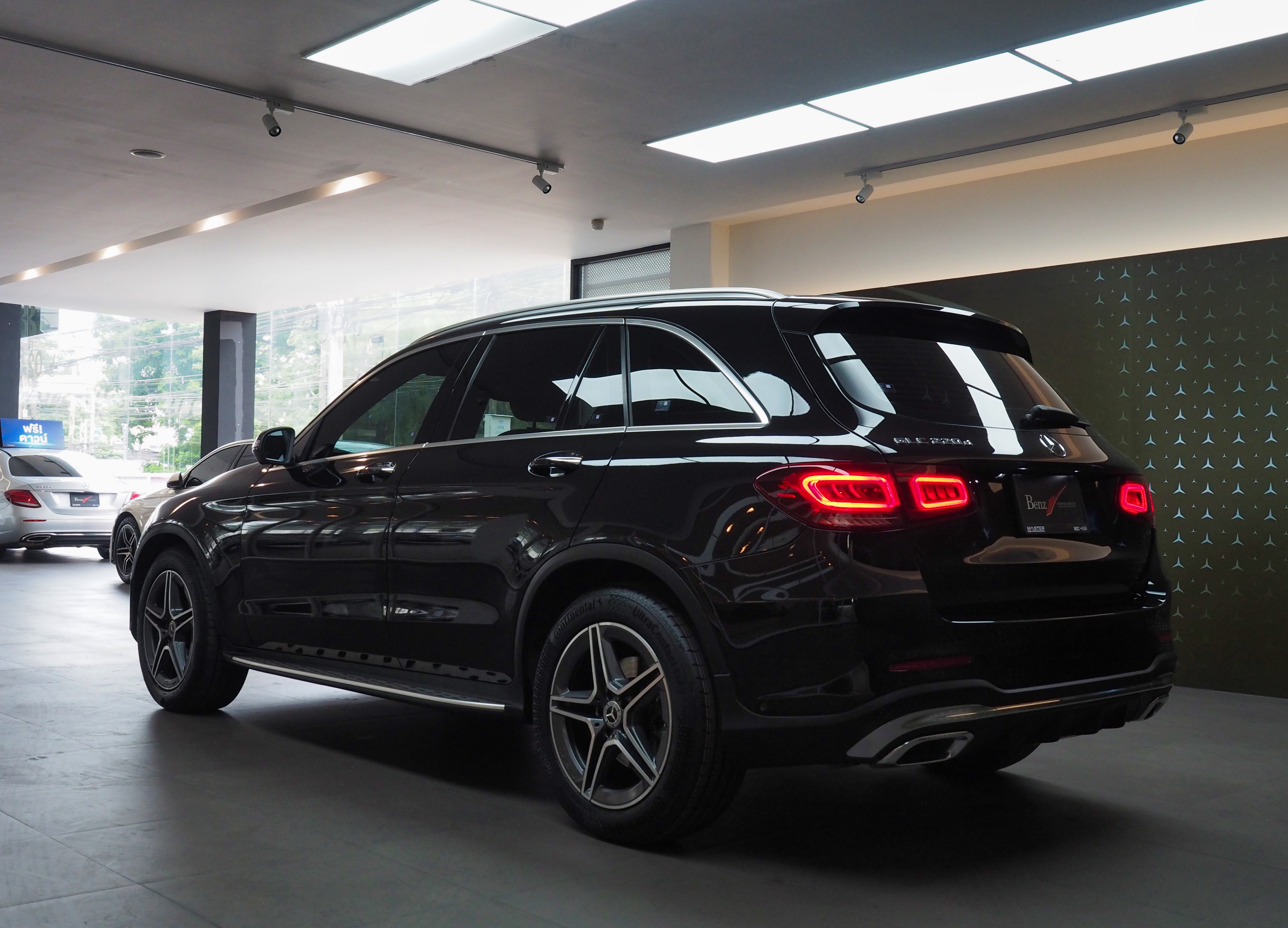 จองแล้ว GLC220d AMG Dynamic W253