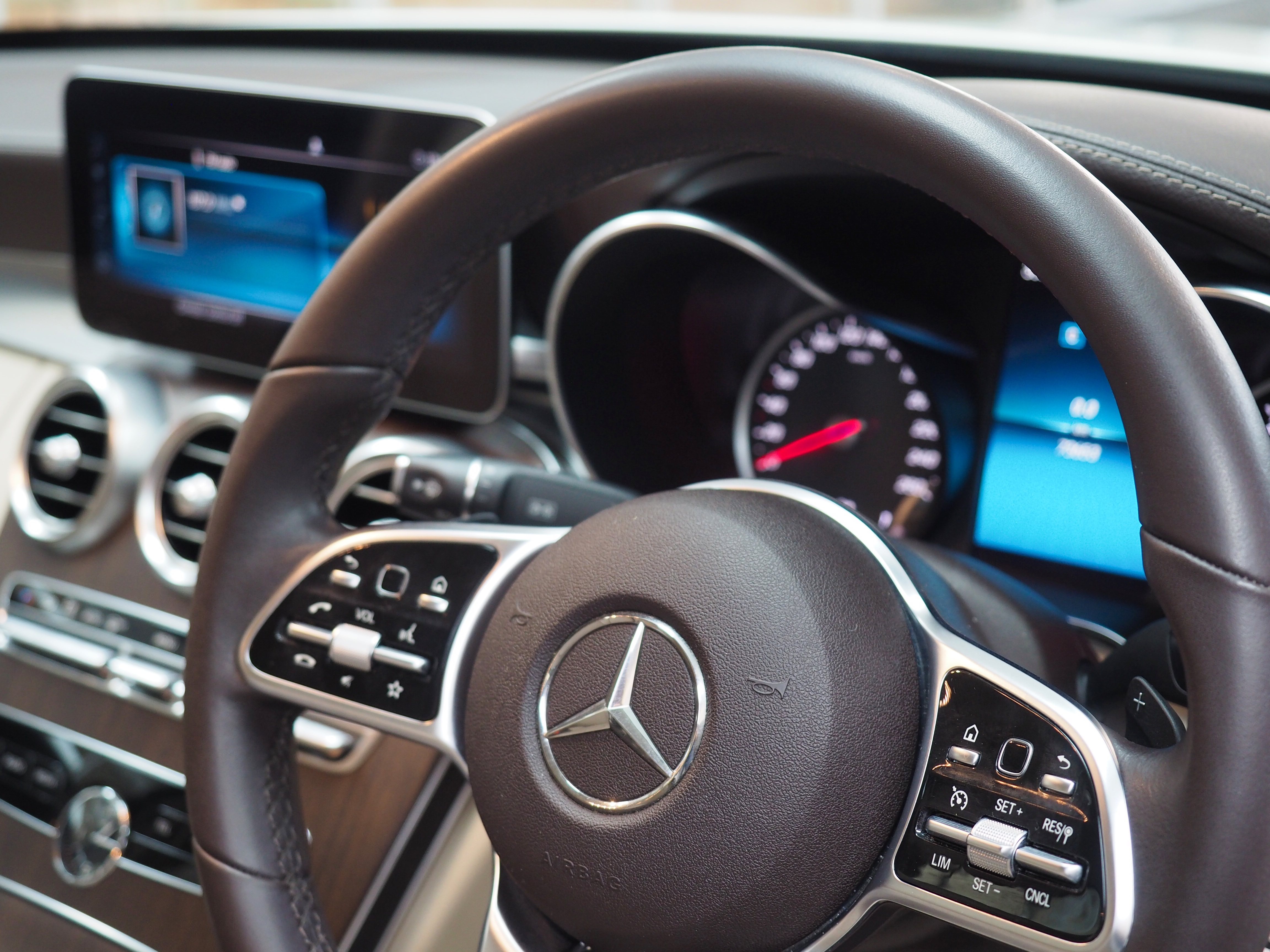 จองแล้ว C220d Exclusive W205