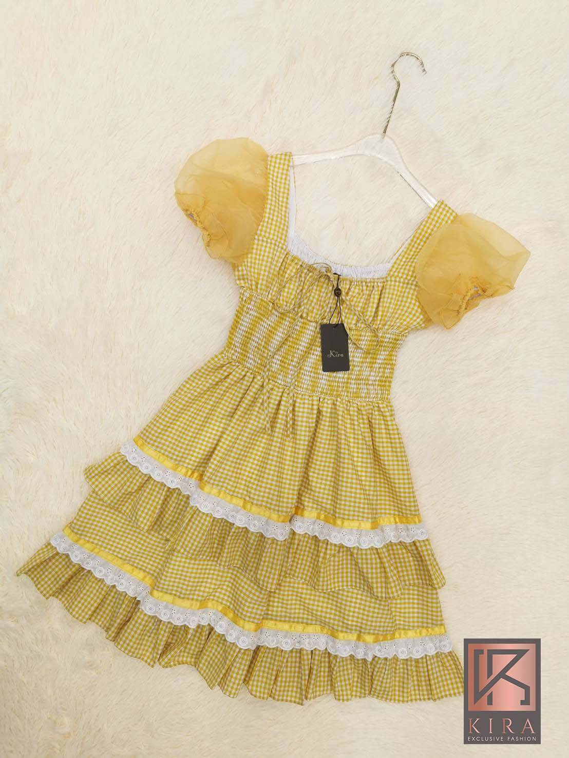 เดรสลายสก็อต แต่งเเขนทรงตุ๊กตา