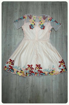 Lady Ribbon Online เสื้อผ้า ออนไลน์ ของแท้ SW17230616 Sweet Bunny Present... Petites Embroidered Sun Dress