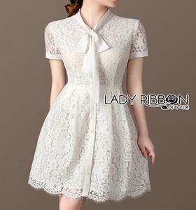 Dress with Ribbon เดรสผ้าลูกไม้สีขาวติดกระดุม