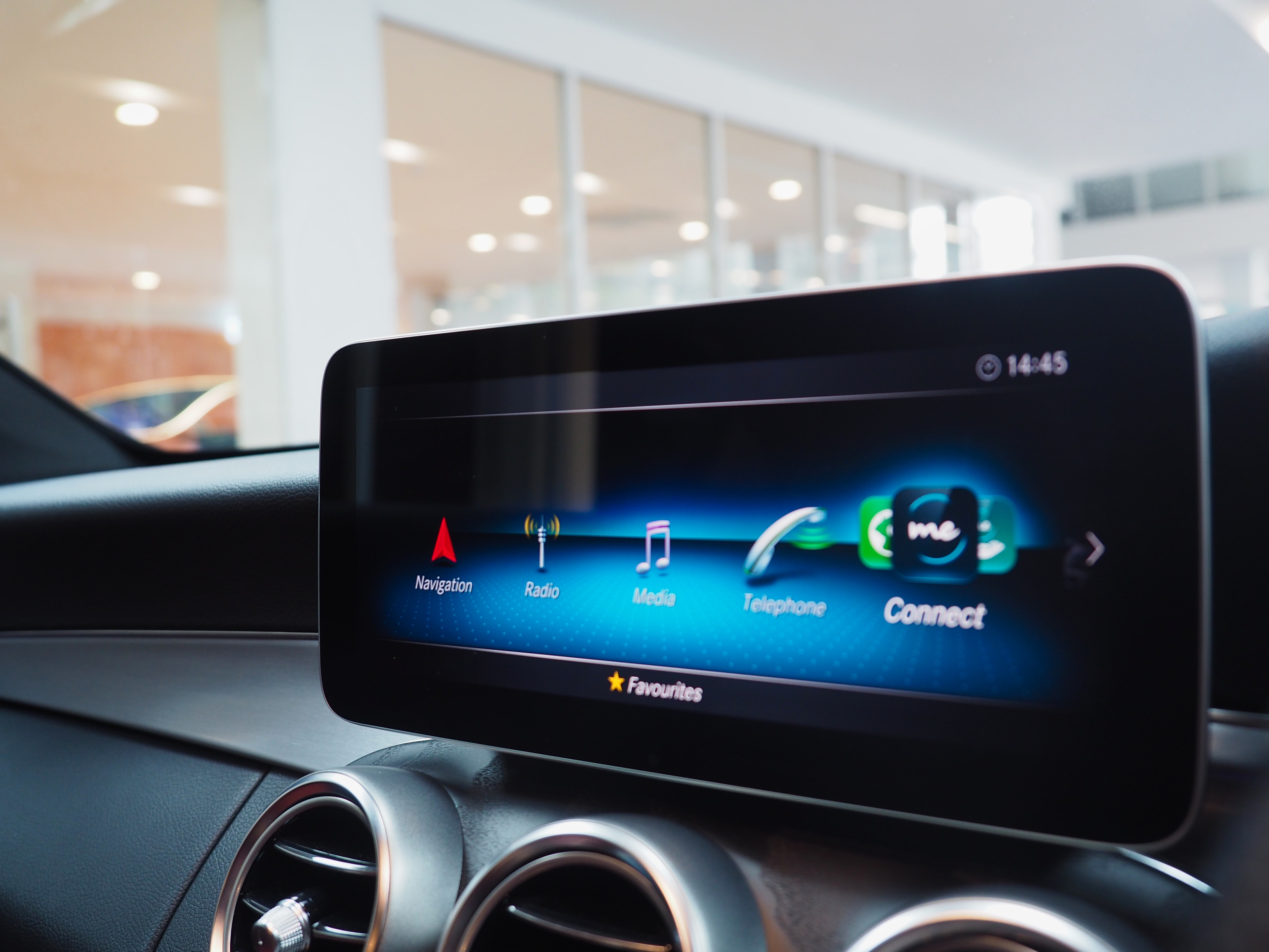 จองแล้ว C200 Coupe AMG W205