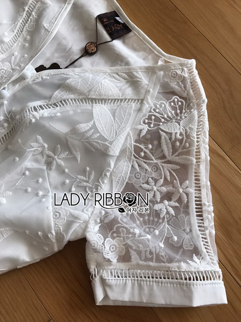 เดรสผ้าลูกไม้ทรงแขนสั้นติดกระดุม