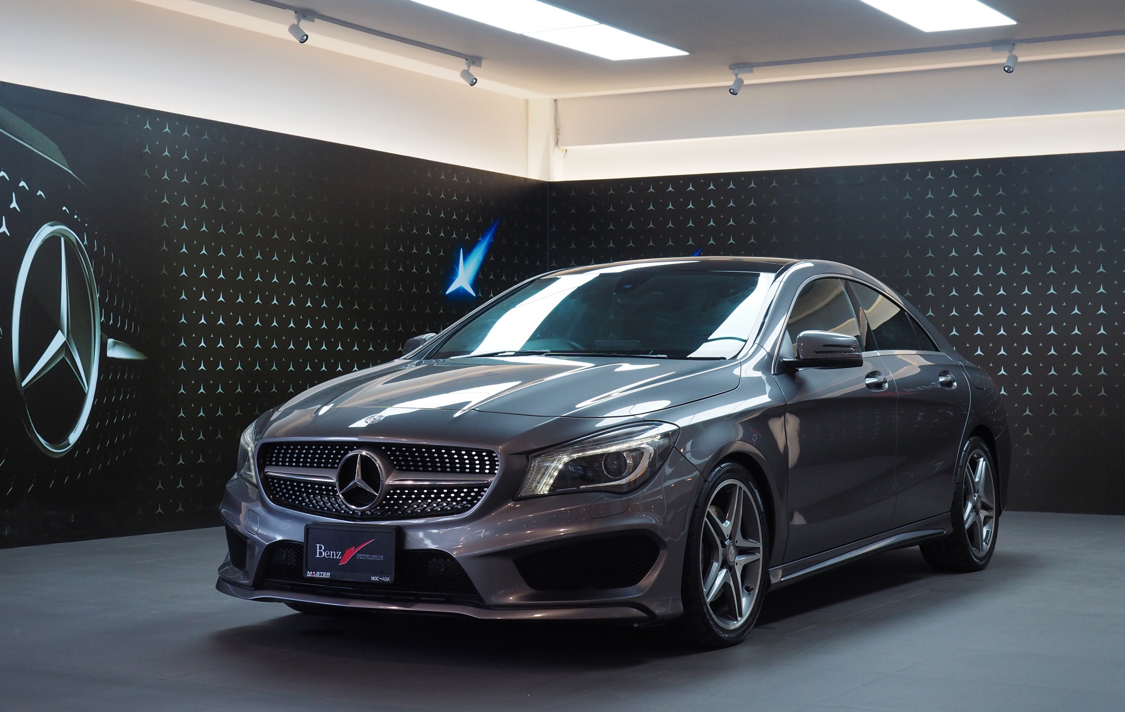 จองแล้ว CLA250 AMG W117