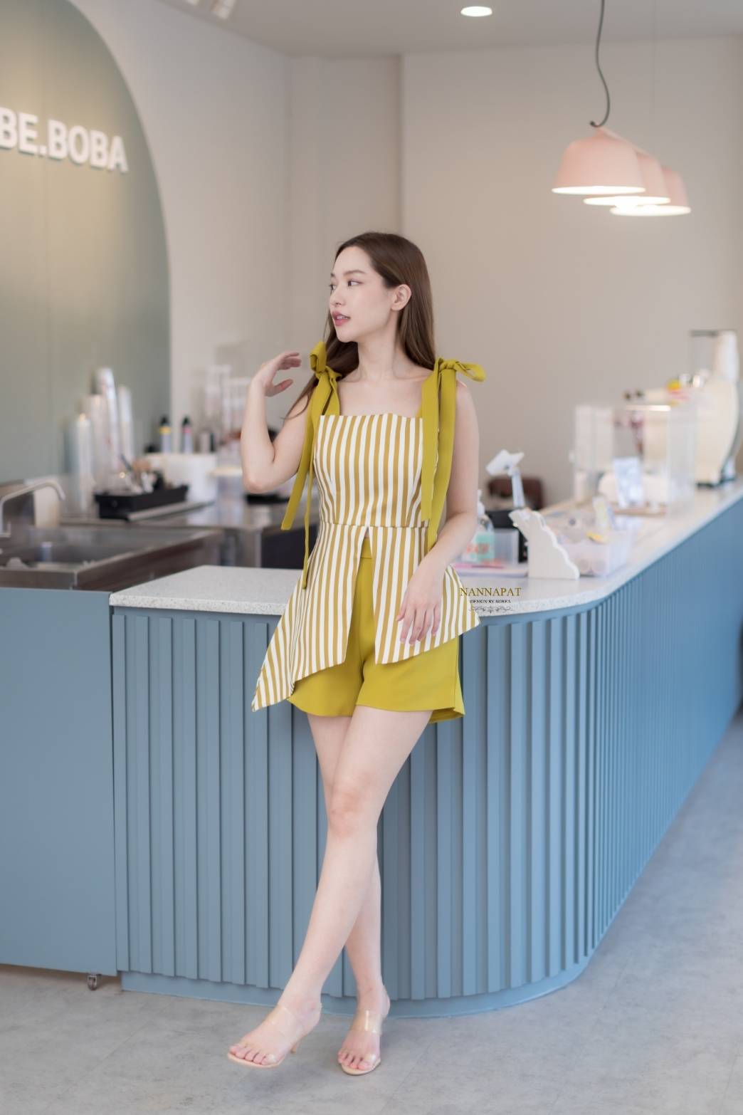 เซทเสื้อซิปหลังผูกโบว์ไหล่