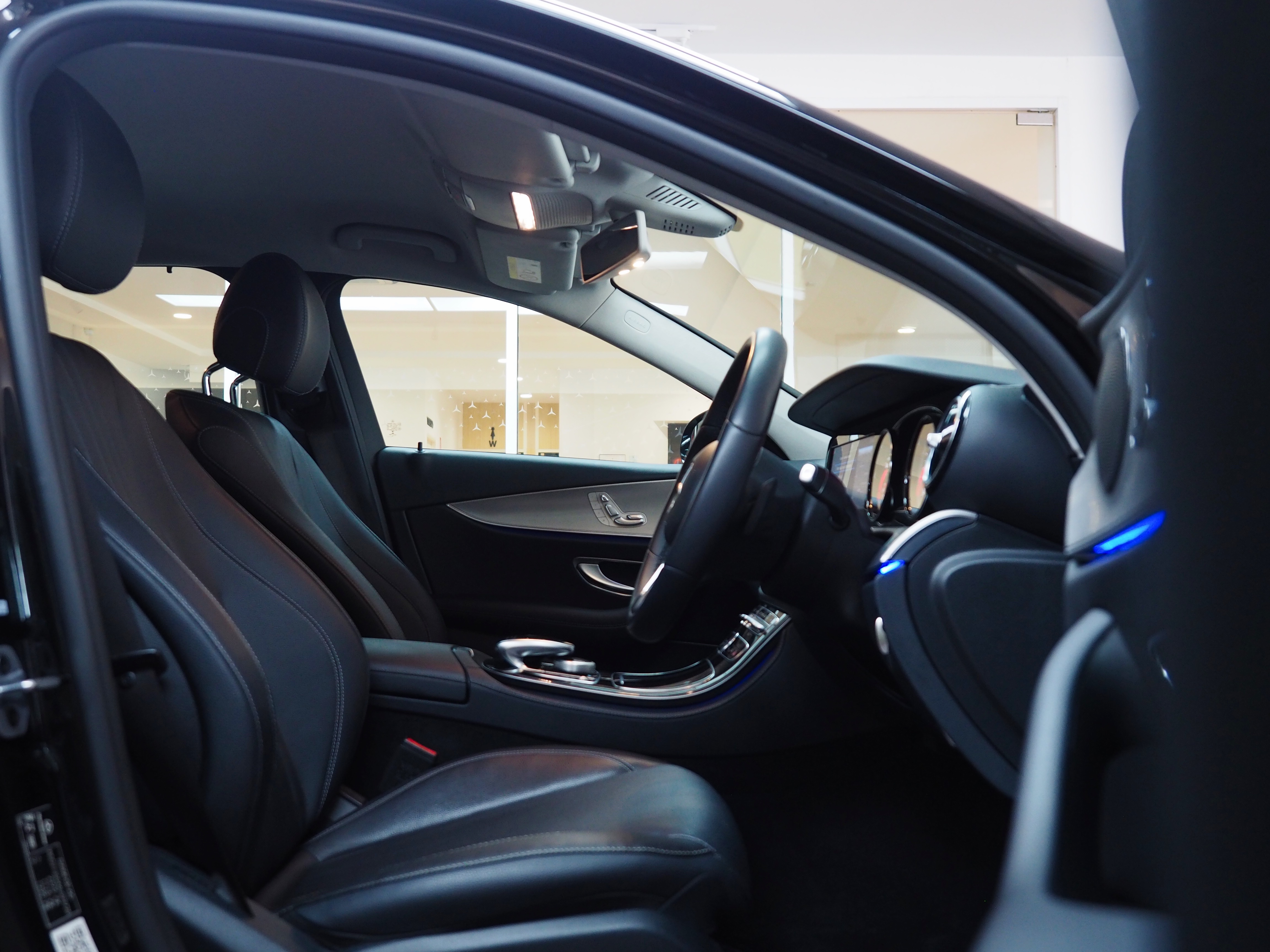 จองแล้ว E220d Sport W213