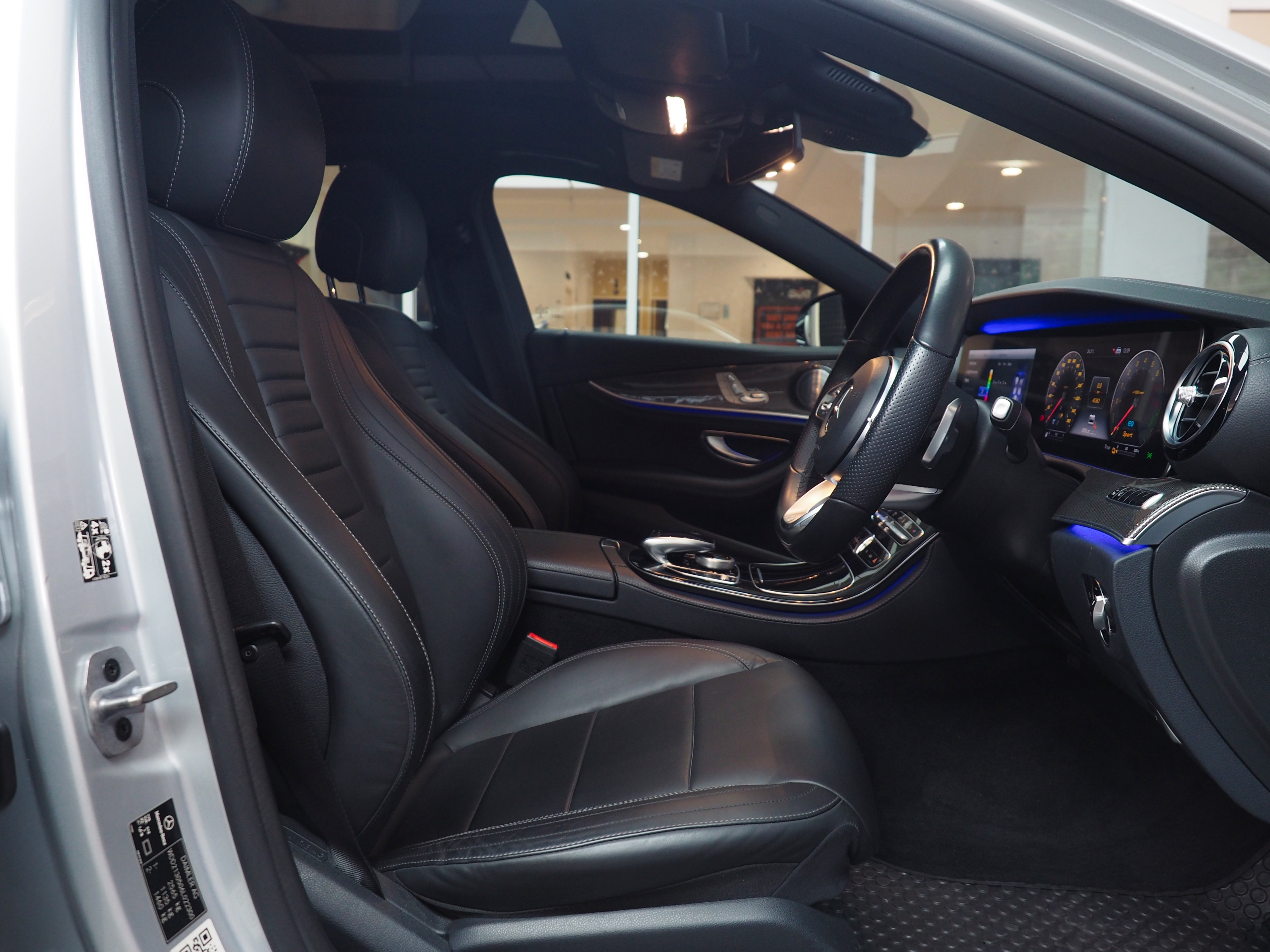 จองแล้ว E350e AMG Plug in Hybrid W213