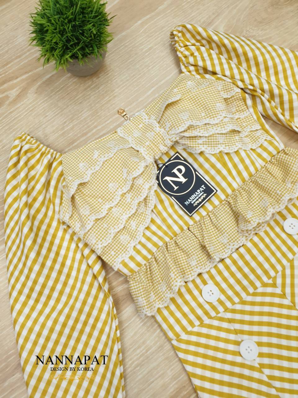 เซทแต่งโบว์อก ดีไซน์น่ารัก กางเกงแต่งกระดุม