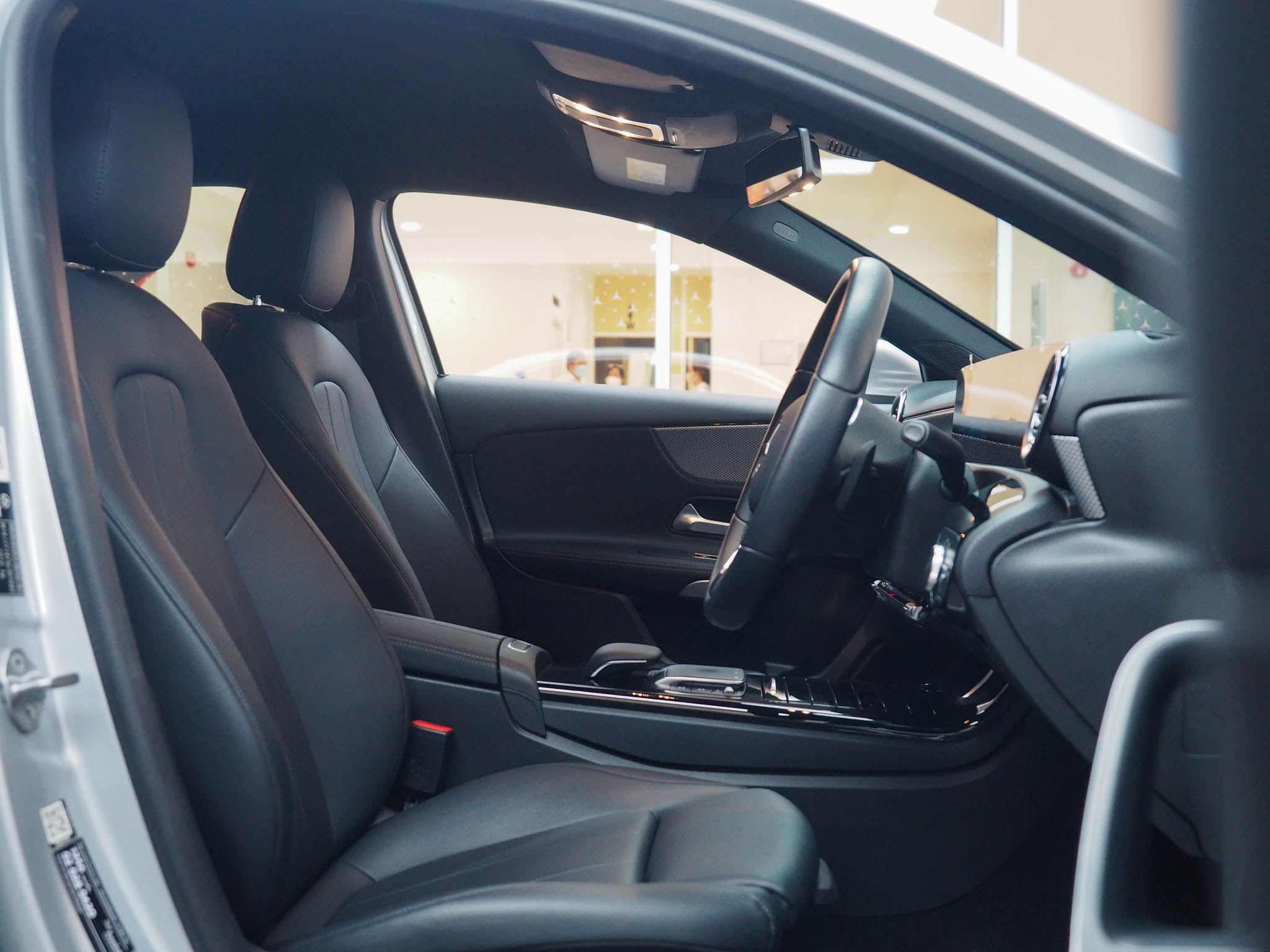 จองแล้ว A200 Progressive W177