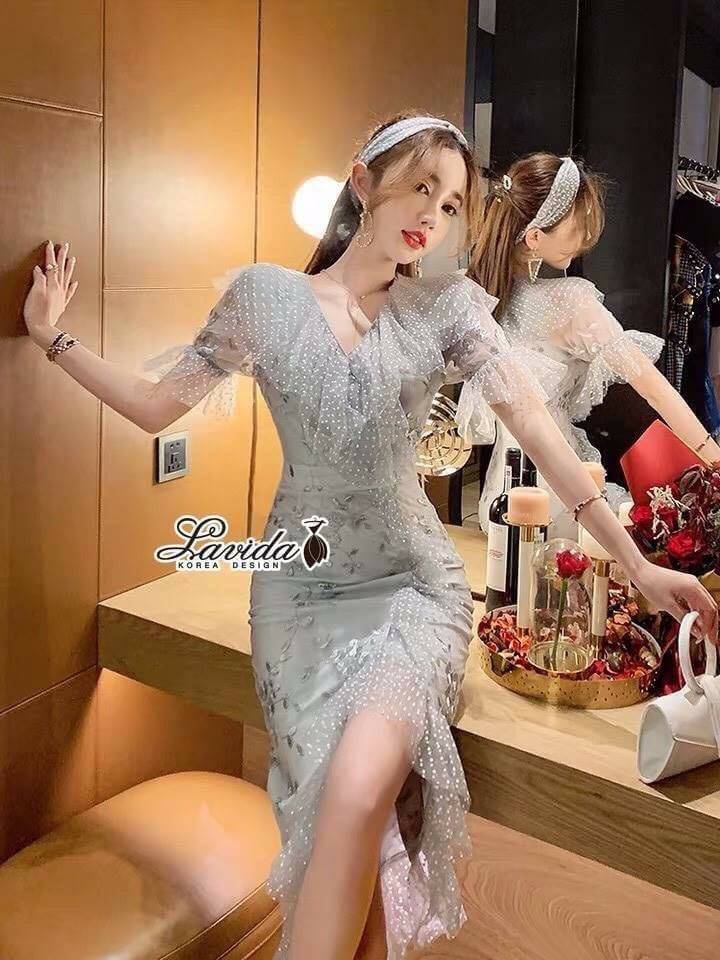เดรสสไตล์เกาหลี ดีไซน์ผ้าปักดอกไม้นูนโทนสีเทา