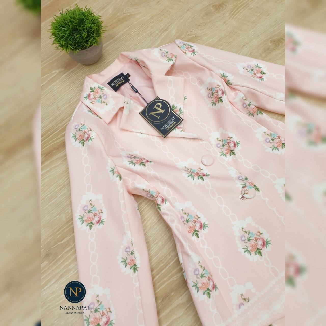 เสื้อสูทกระดุมหน้ากางเกงเข้ารูป