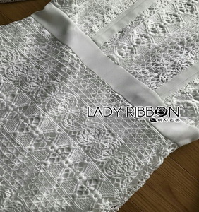 Lace Ruffle Dress Lady Ribbon เดรสลูกไม้สีขาว
