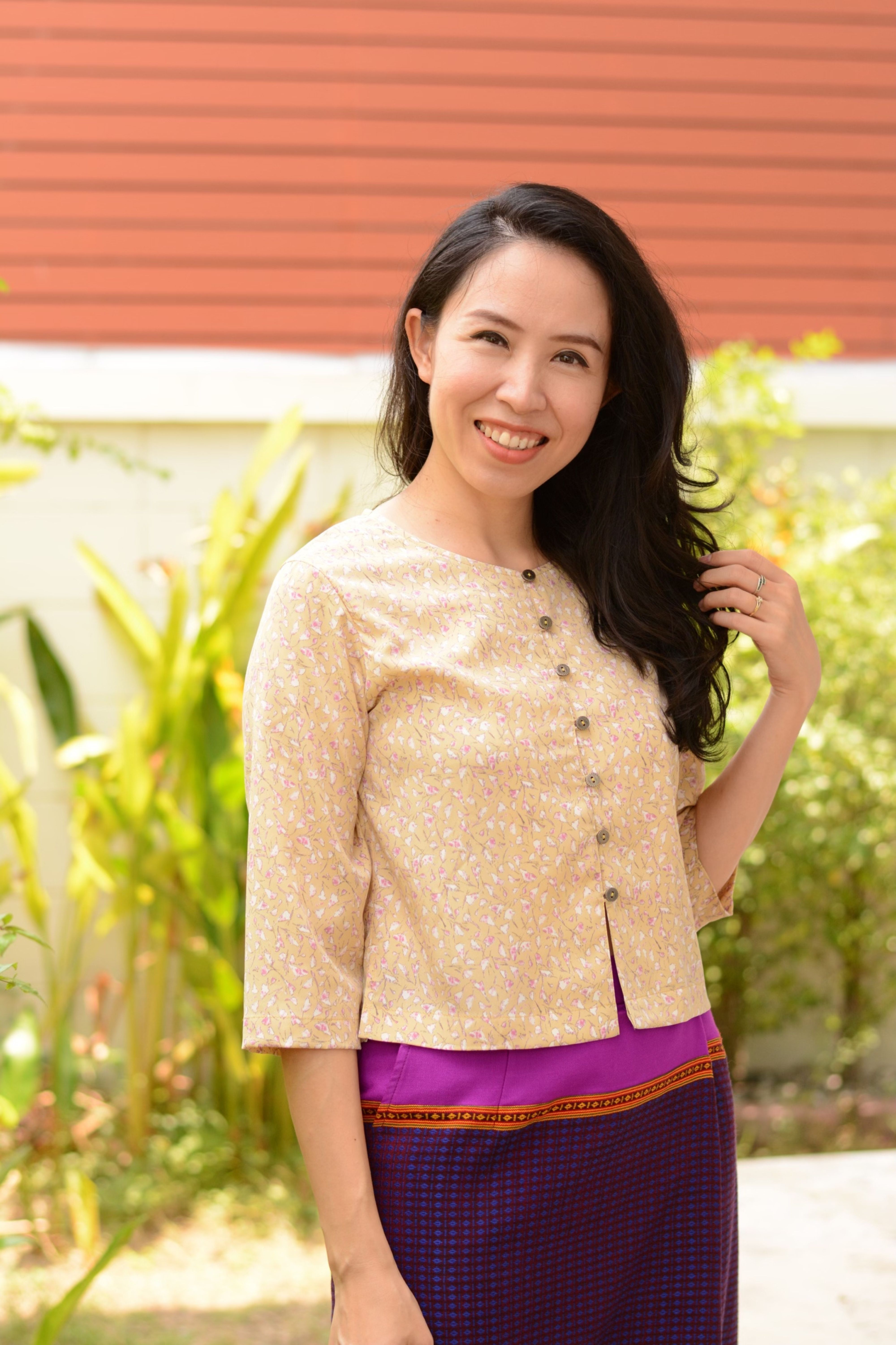 เสื้อลายดอก