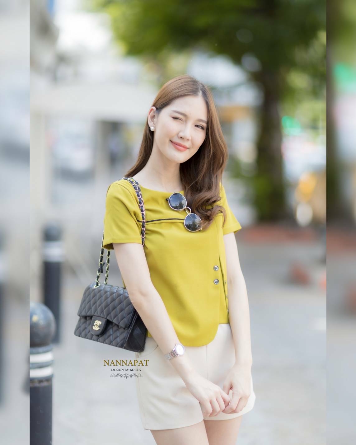 เสื้อซิปข้าง ดีไซน์เก๋ไก๋ แต่งกระดุม