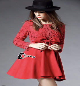 Mini dress แขนยาว ช่วงบนเป็นงานลูกไม้