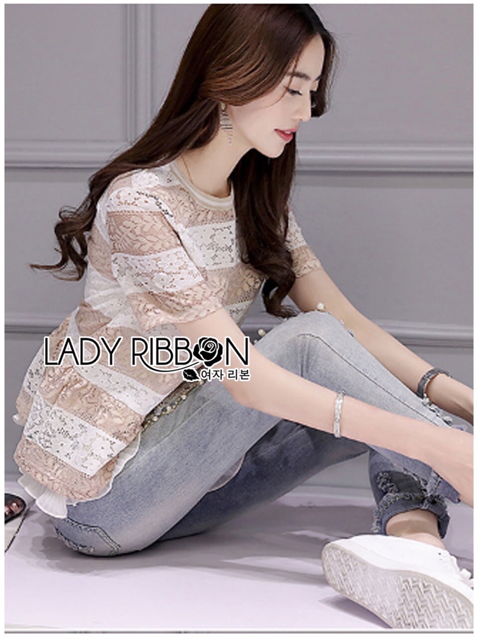 เสื้อผ้า: Lady Ribbon LR13190516 🎀 Lady Ribbon's Made 🎀 Lady Georgina Striped Lace Top with Pleated Frills