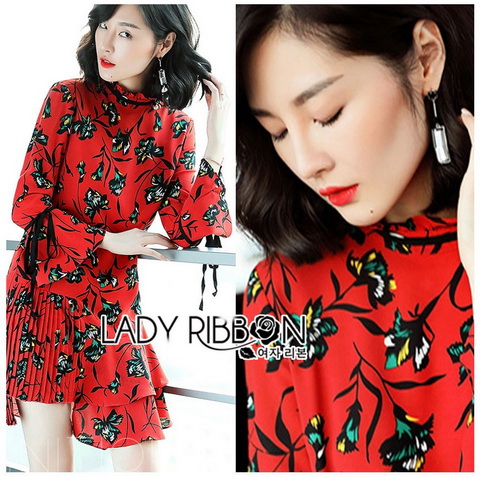 เดรสผ้าเครปสีแดงพิมพ์ลายดอกไม้สีเขียว