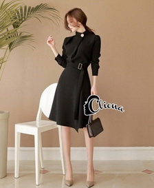 ชุดเดรสคอกลมซิปหลัง