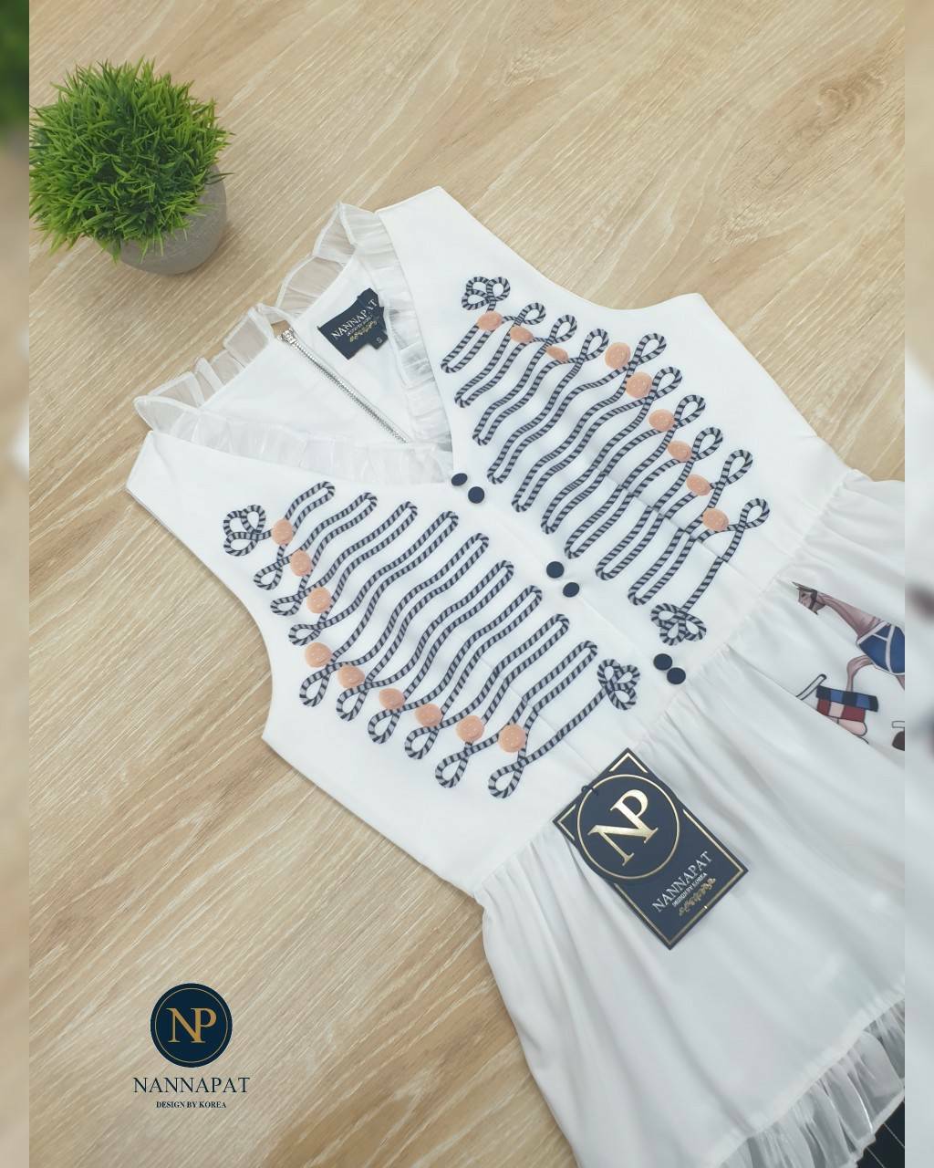 เสื้อซิปหลังกางเกงลายเส้น