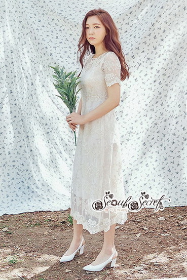 แม็กซี่เดรสสวยหรู ลุคสาวแฟชั่นนิสตร้า