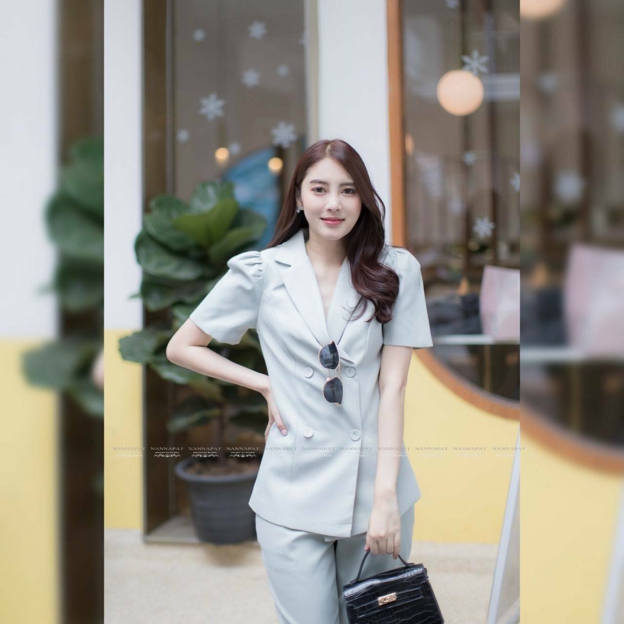 เสื้อคอป แขนสั้นจับจีบไหล่กระดุมหน้า