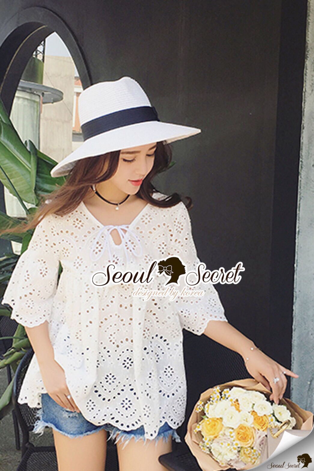Lady Ribbon Online SS20090616 Seoul Secret Say's... Belly Tail Ivory Perforate Blouse