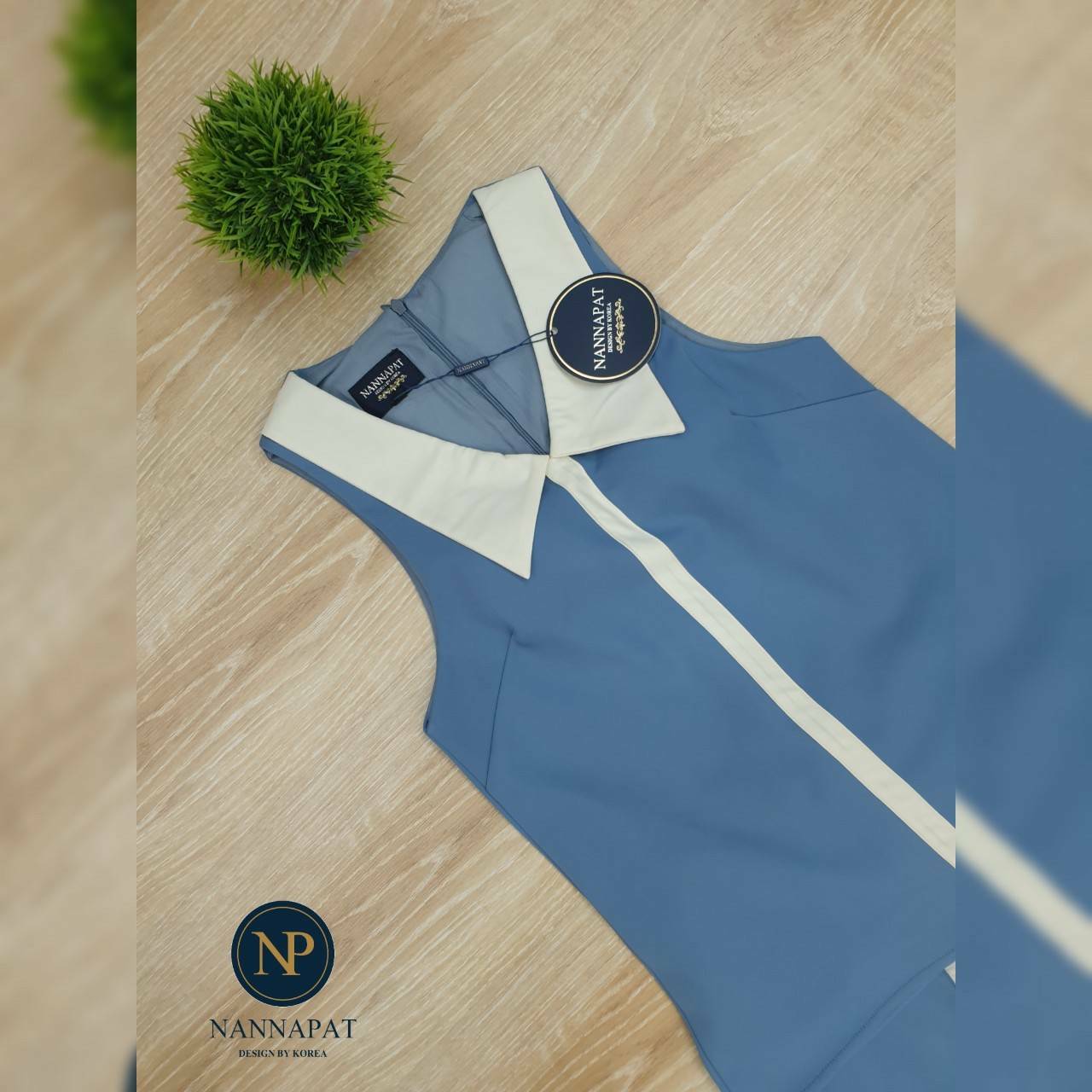 เสื้อแขนกุดซิปหลังมีฟองน้ำอก