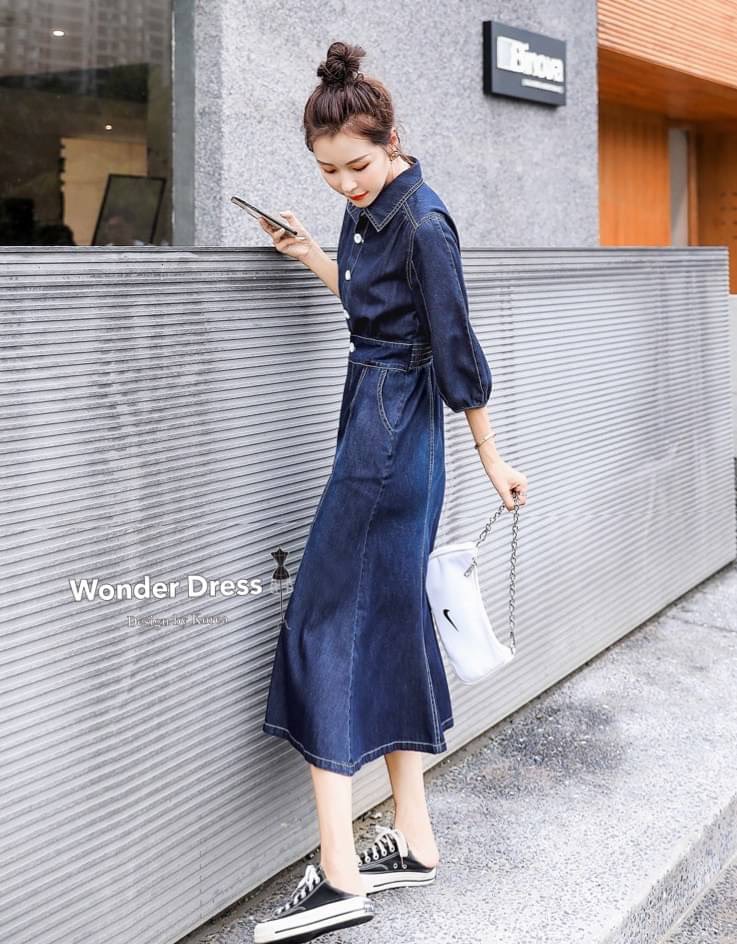 เดรสยีนส์ทรงสวยที่ทางร้านคัดสรรค์