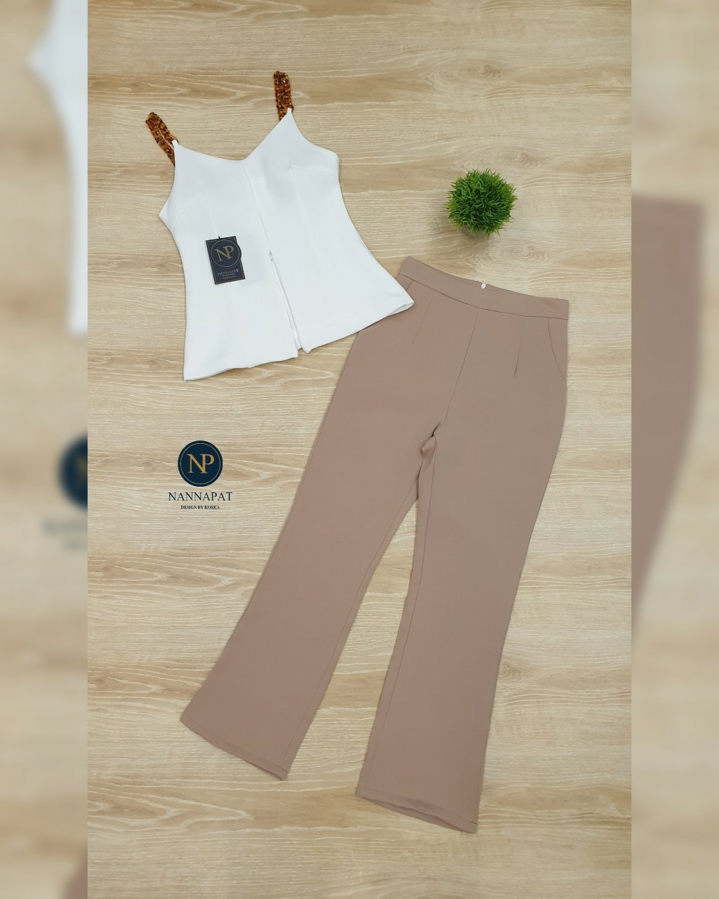 เสื้อซิปหน้ากางเกงทรงสวย