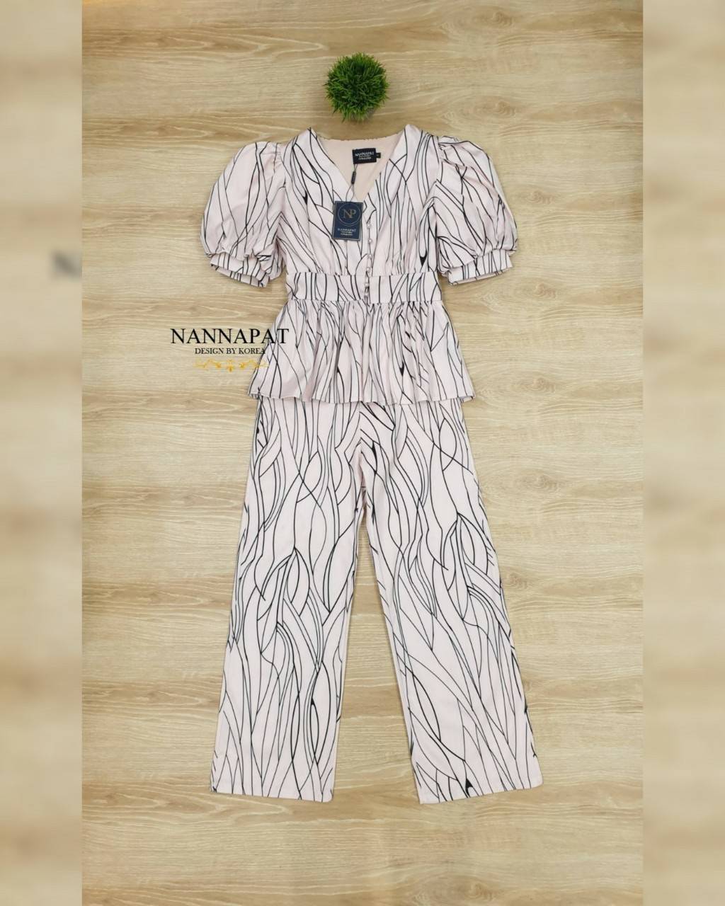 เสื้อกระดุมหน้า แขนเจ้าหญิงสวย