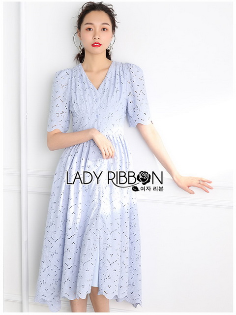 Dress เดรสผ้าคอตตอนสีฟ้าอ่อนปักและฉลุลาย