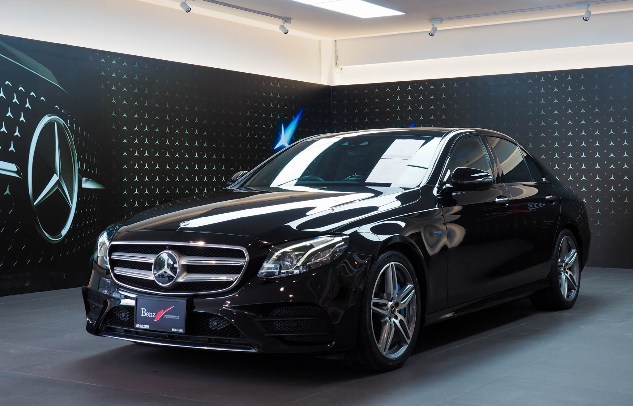 จองแล้ว E350e AMG Plug in Hybrid W213