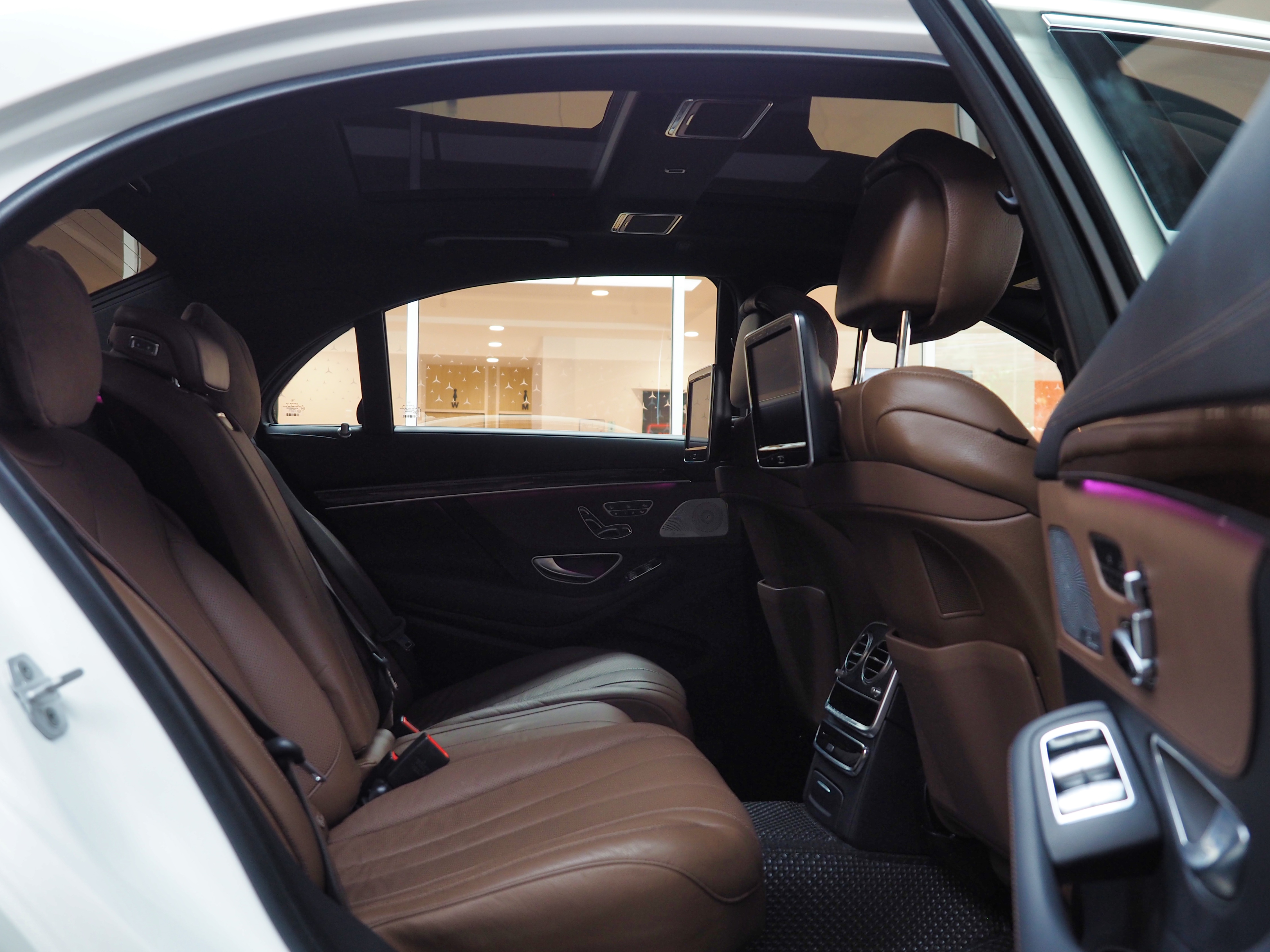 จองแล้ว S500e Exclusive Plug in Hybrid W222