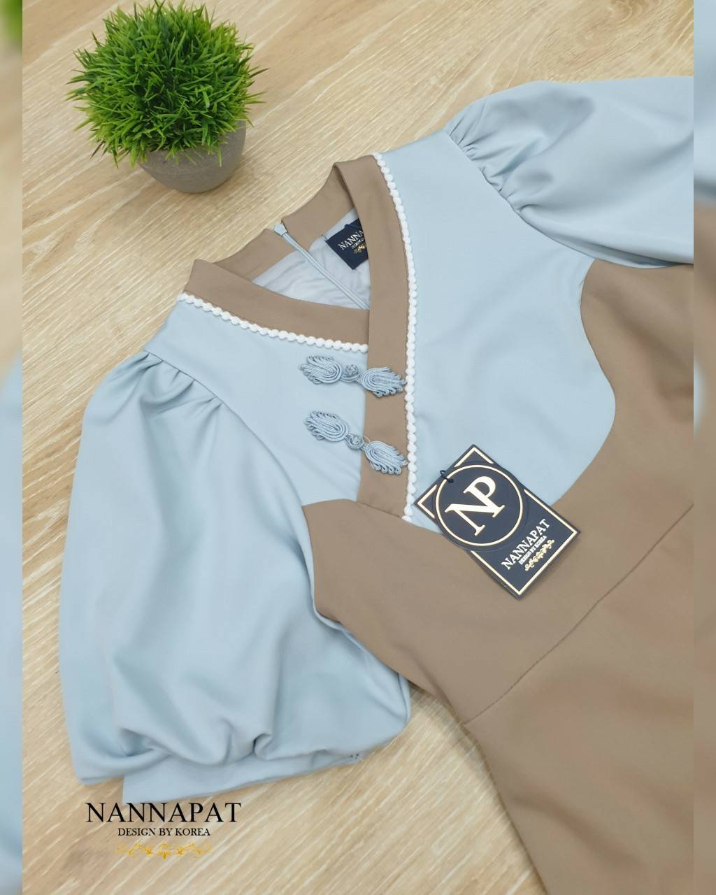 เดรสงานซิปหลัง