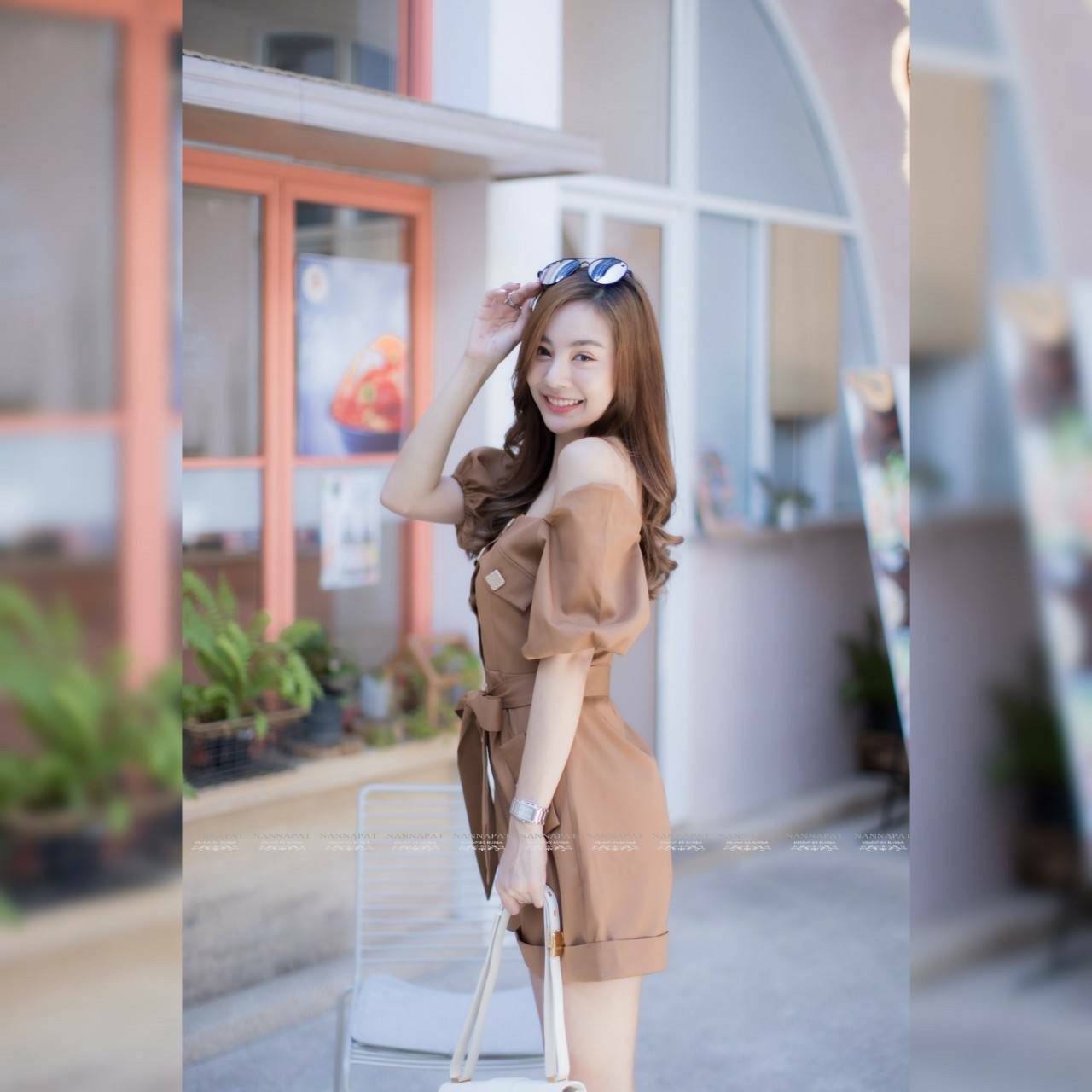 จั้มสูทกระดุมหน้าแขนพอง