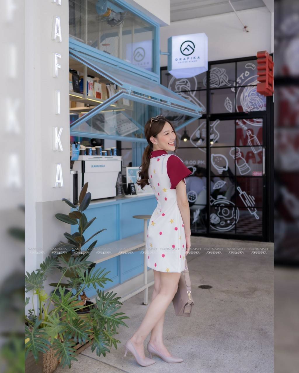 แต่งเชือกผูกโบว์ไหล่ พิมพ์ลายน่ารัก