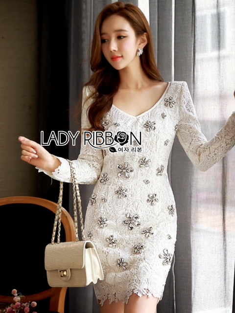 White Lady Ribbon เดรสลูกไม้สีขาว
