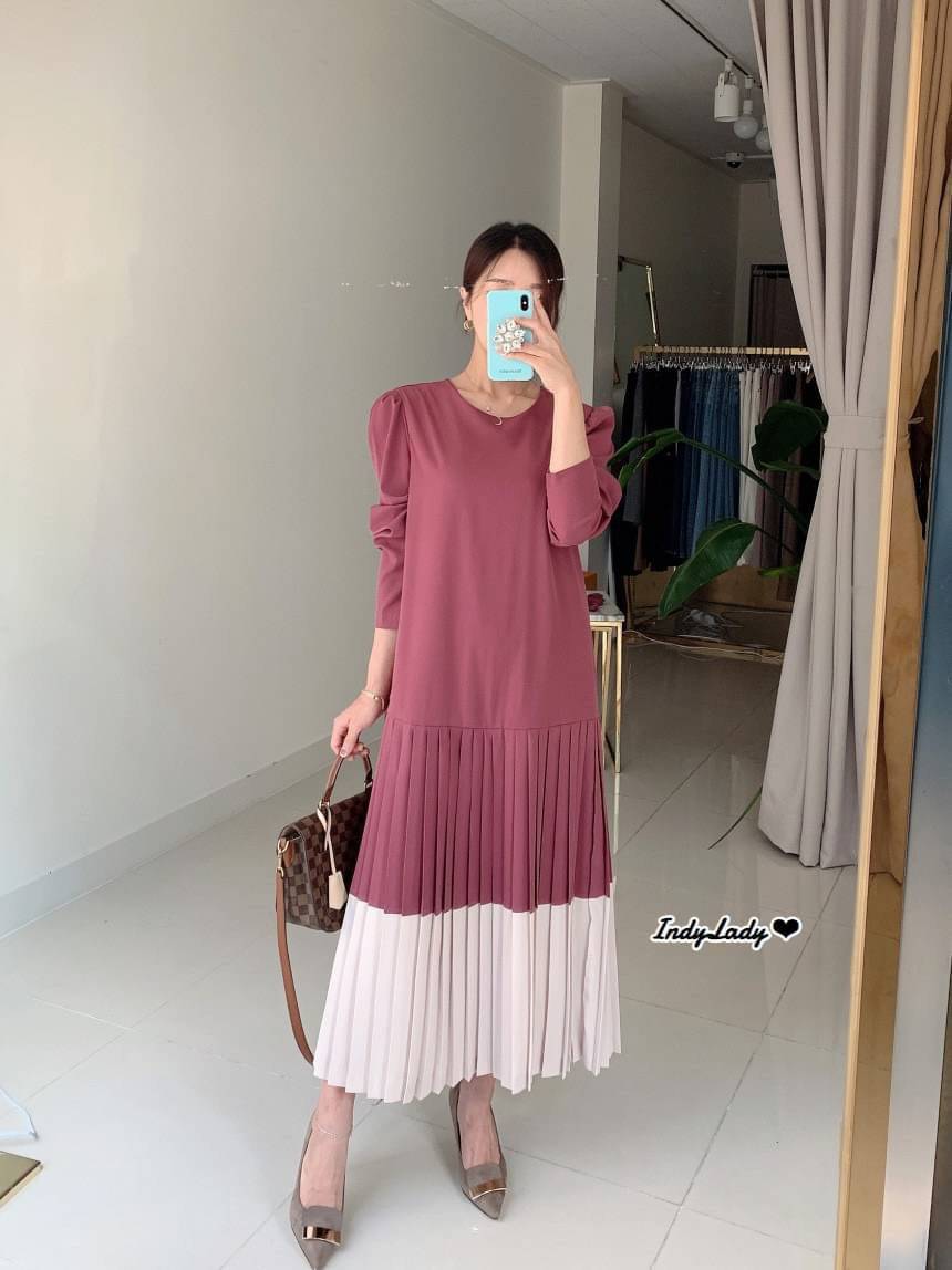 เดรสยาว แขนยาว ทรงปล่อย