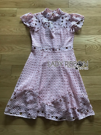 Mini Dress เดรสสั้นผ้าลูกไม้สีพาสเทลหวาน
