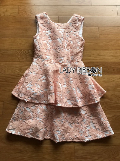 Peachy Lace Dress เดรสผ้าลูกไม้สีพีช