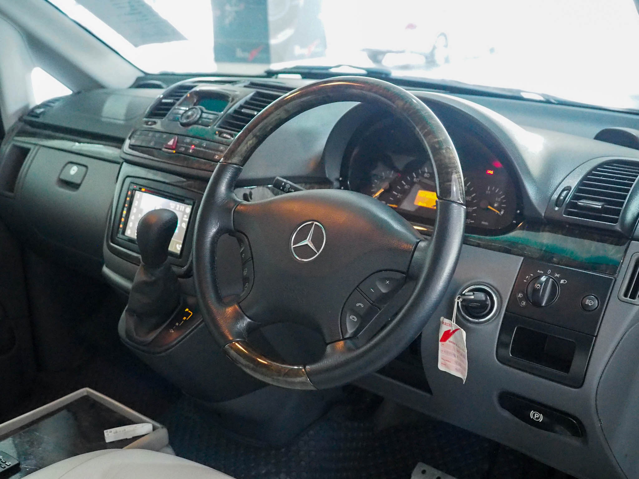 จองแล้ว VITO 115 CDI W639