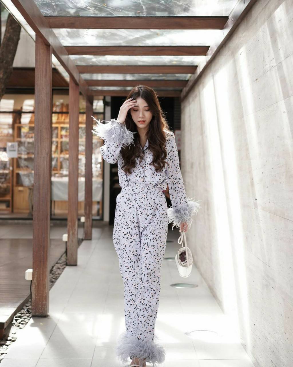 เสื้อคอปกกระดุมหน้าแขนยาว