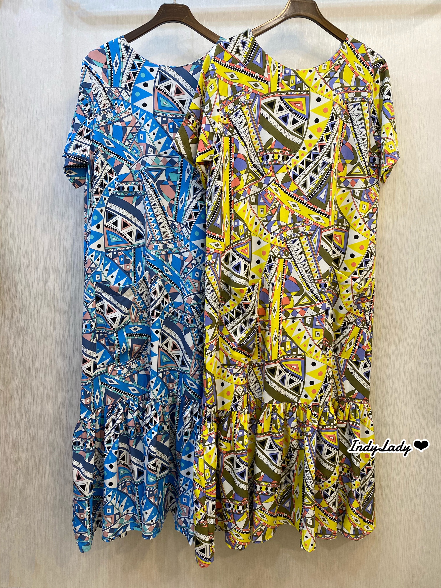 Dress แขนสั้น คอกลม