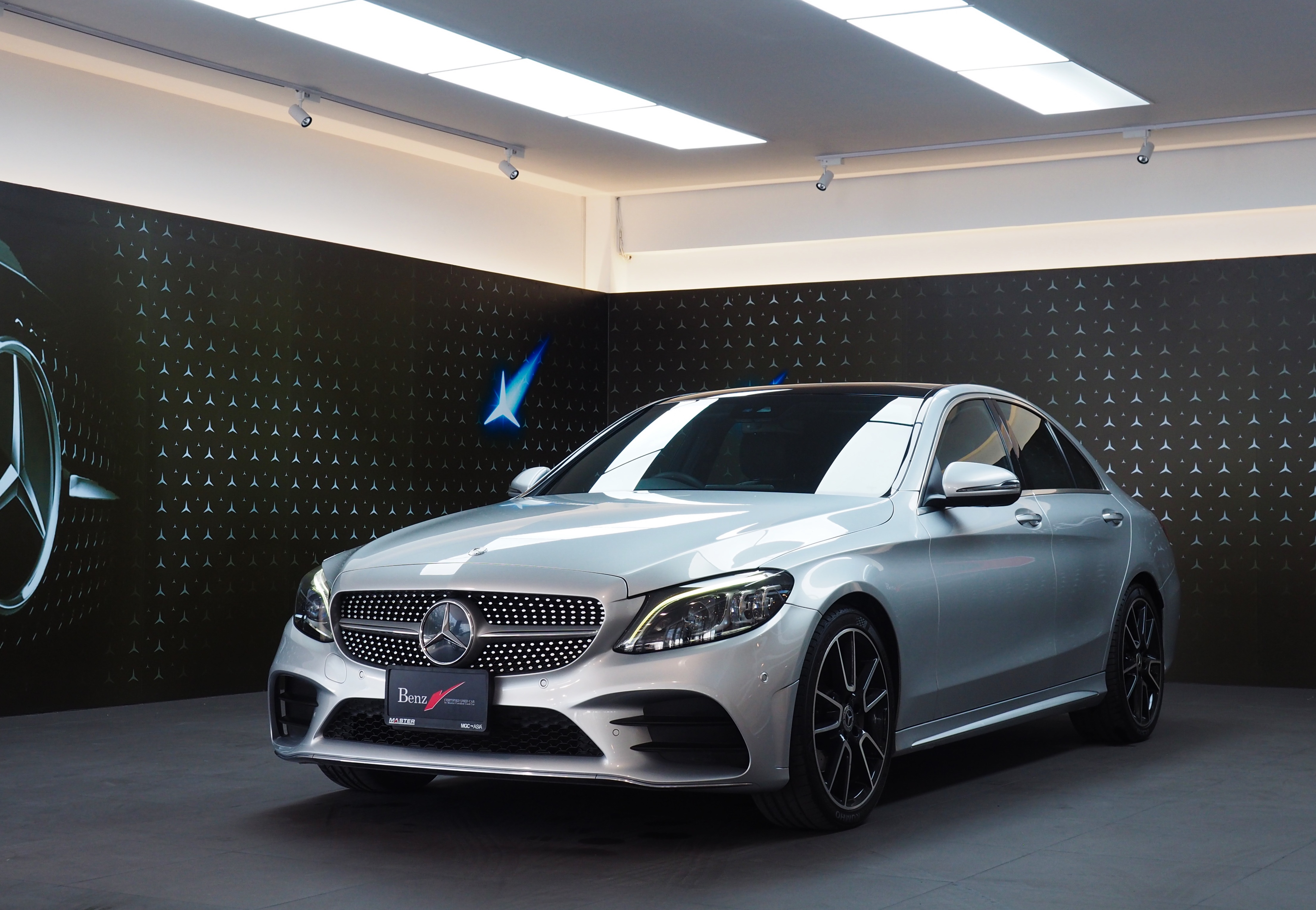 จองแล้ว C220d AMG Dynamic W205