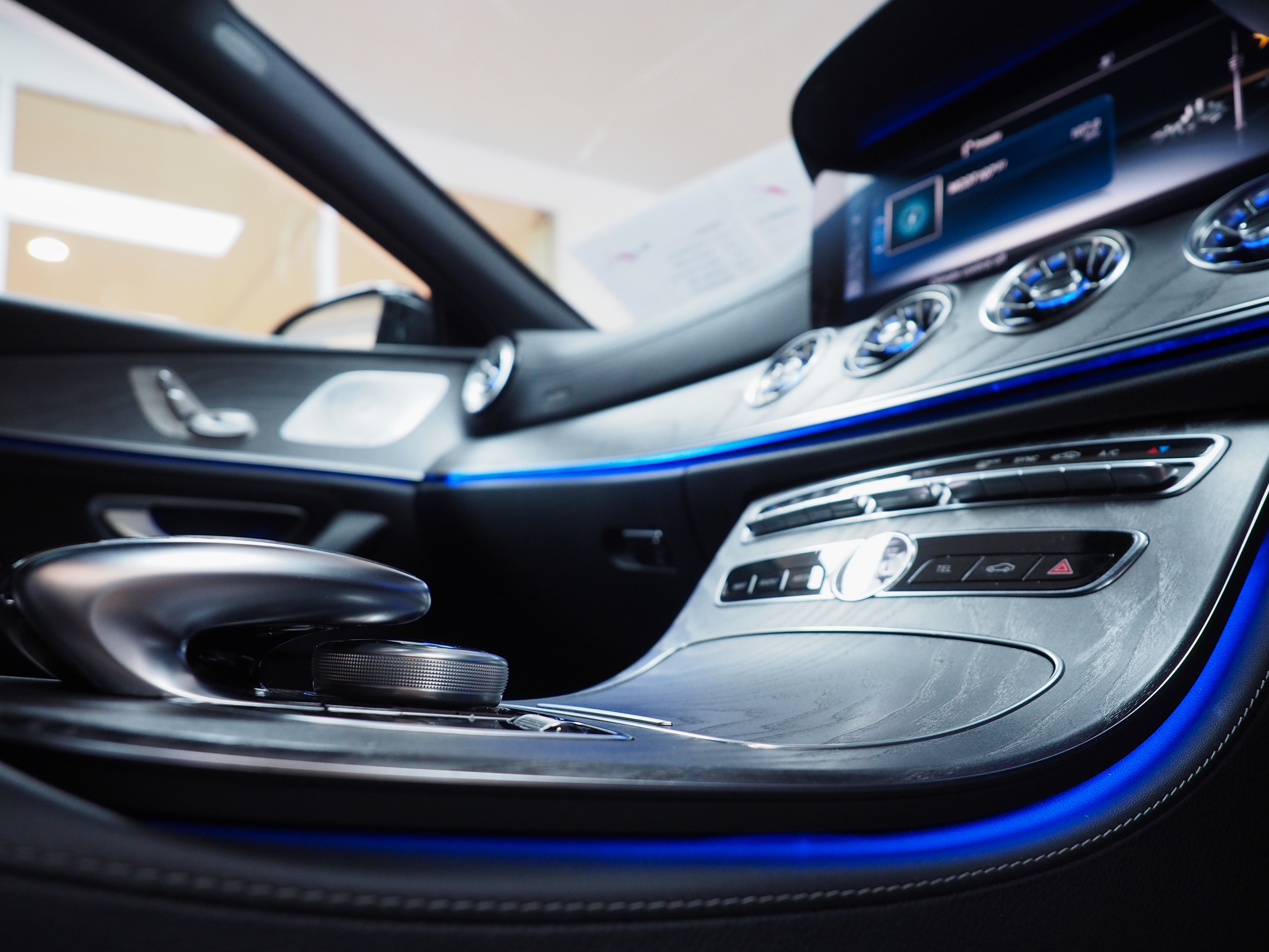 จองแล้ว CLS300d AMG Premium W257