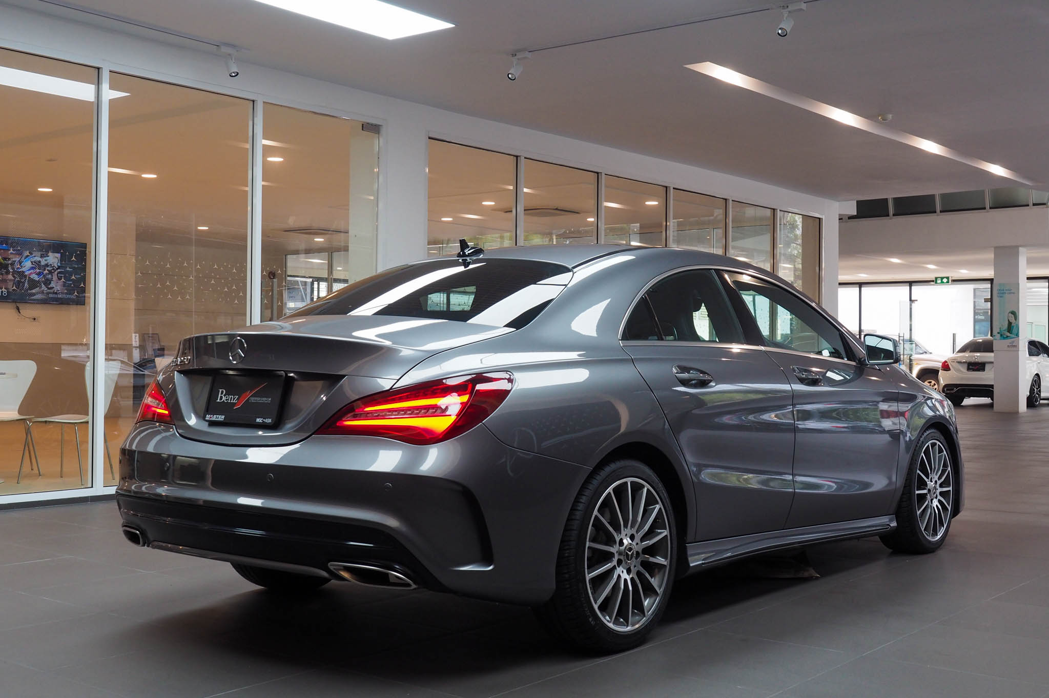 จองแล้ว CLA250 AMG W117