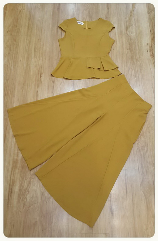 งานเกาหลีผ้าพื้นสีเหลืองทองเนื้อดีผ้านุ่ม