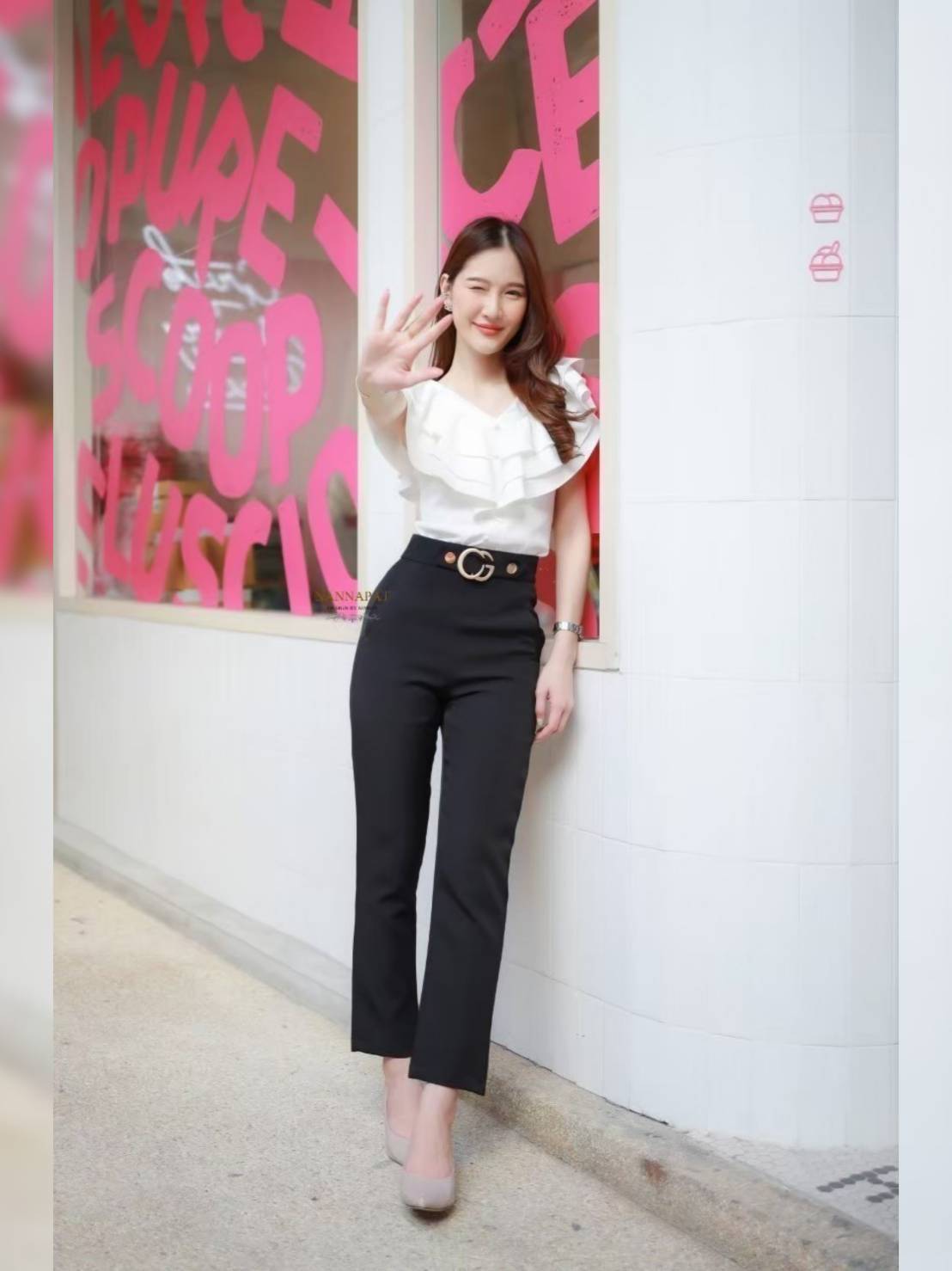 เสื้อซิปหลัง ทำเป็นระบายสวย
