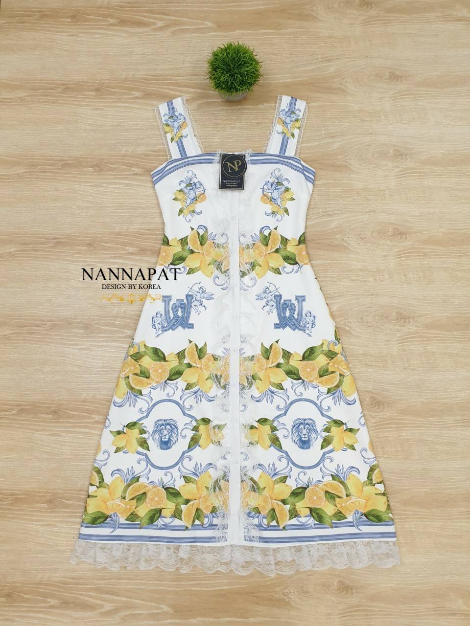 งานกระดุมหน้า พิมพ์ลายกราฟฟิก